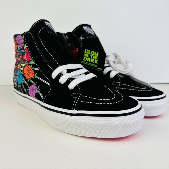 Vans Sk8-Hi Dia De Los Muertos Day of the Dead Glow in the Dark NWT  M 7 / W 8.5 - Picture 5 of 6